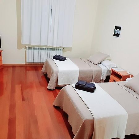 Hotel Estrella Do Camino à Caldas De Reis Chambre photo