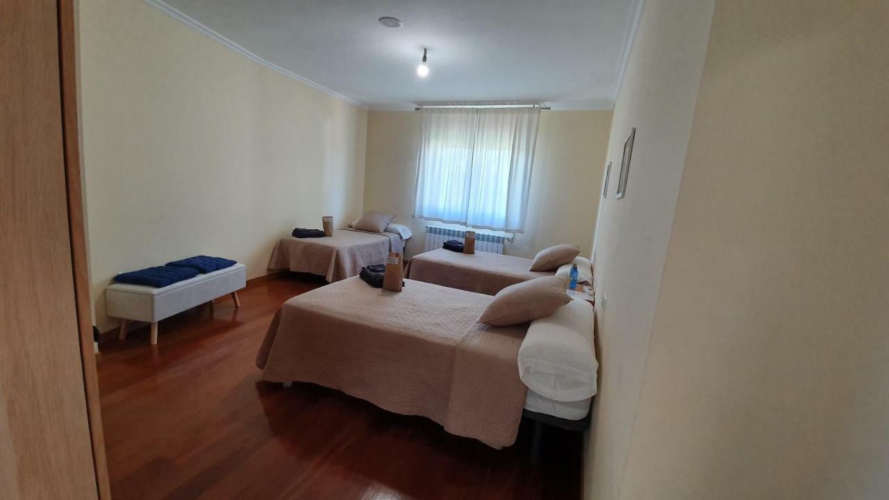 Hotel Estrella Do Camino à Caldas De Reis Extérieur photo
